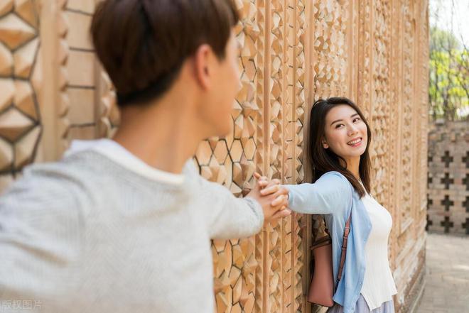 次在一起是什么样的感觉？球盟会网站男女之间第一