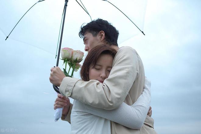 次在一起是什么样的感觉？球盟会网站男女之间第一(图2)